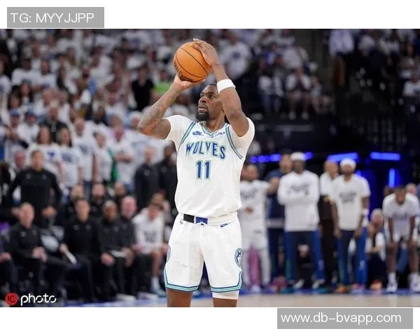 纳兹里德表现出色半场7投4中斩获11分5篮板三分球命中率高达50