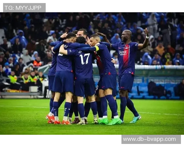 巴黎圣日耳曼欧冠连胜六场追平历史最佳表现展现强大实力