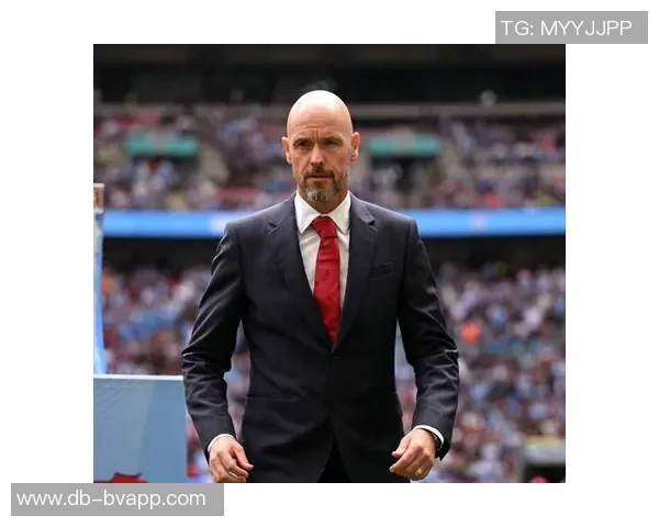 佩雷拉透露离开曼联时故意不与滕哈赫沟通以免被说服留下